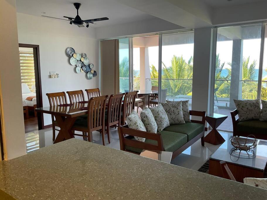 Sandy Shores Apartment *